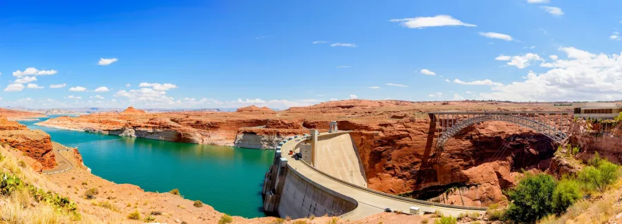 A panoramic view of Lake Powell and Glen Canyon Dam 